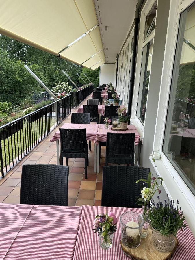 Hotel Faehrhaus Km734 Düsseldorf Zewnętrze zdjęcie
