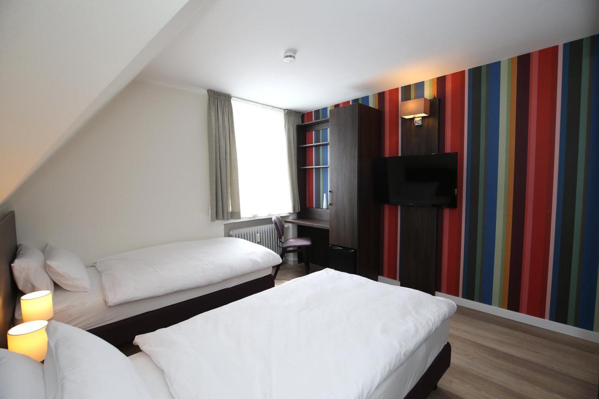 Hotel Faehrhaus Km734 Düsseldorf Pokój zdjęcie