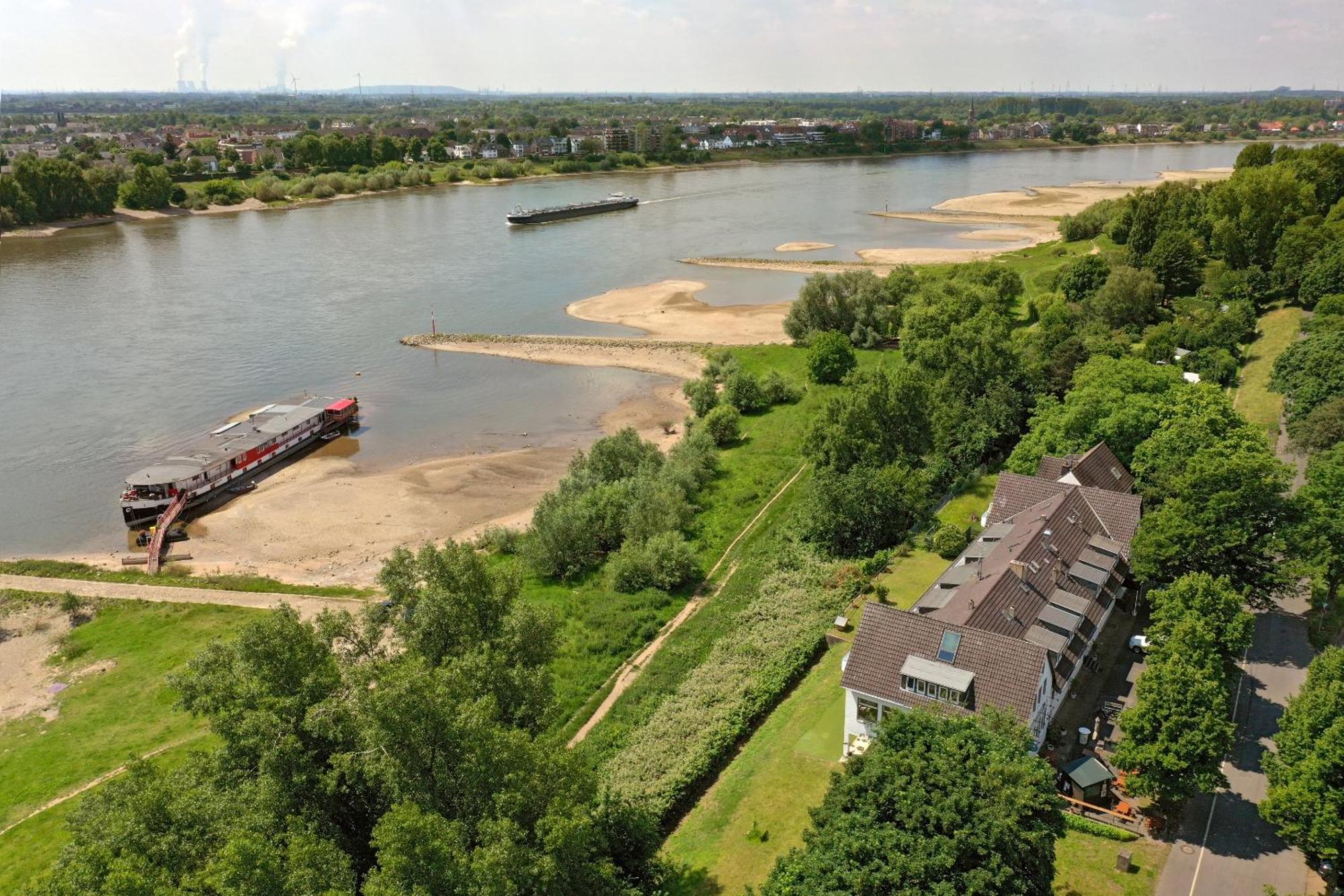 Hotel Faehrhaus Km734 Düsseldorf Zewnętrze zdjęcie