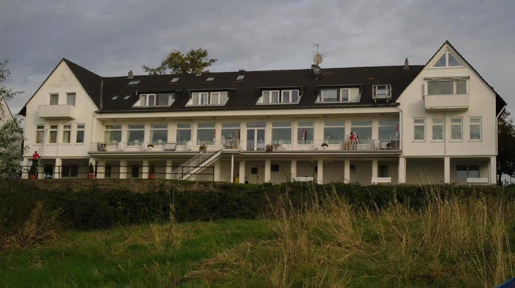 Hotel Faehrhaus Km734 Düsseldorf Zewnętrze zdjęcie